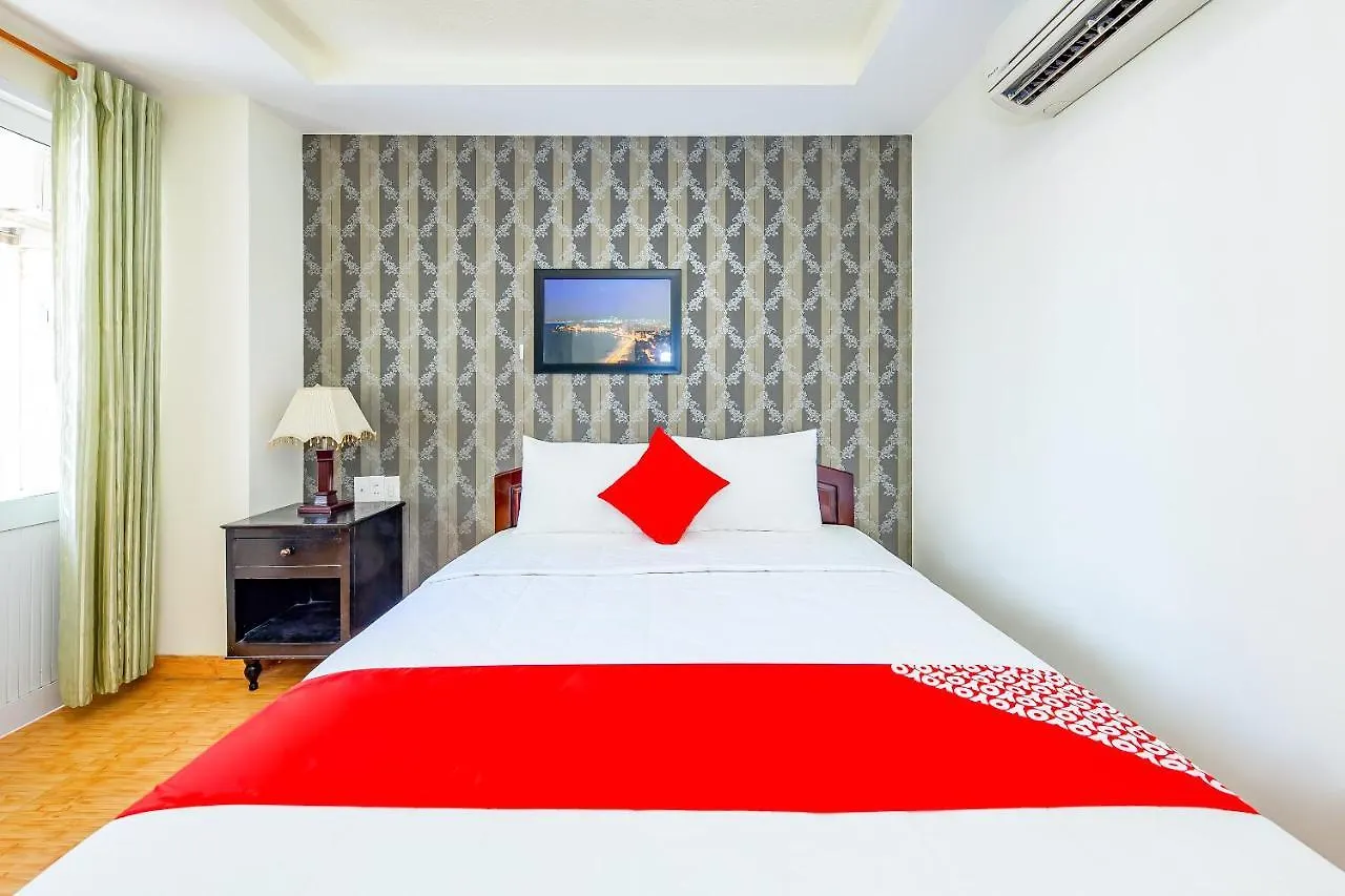 Oyo 243 Eden Hotel Nha Trang