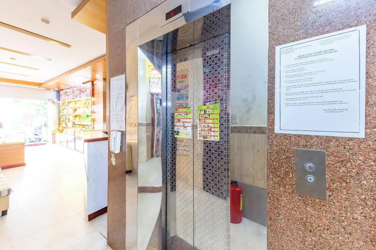 Oyo 243 Eden Hotel נה טראנג