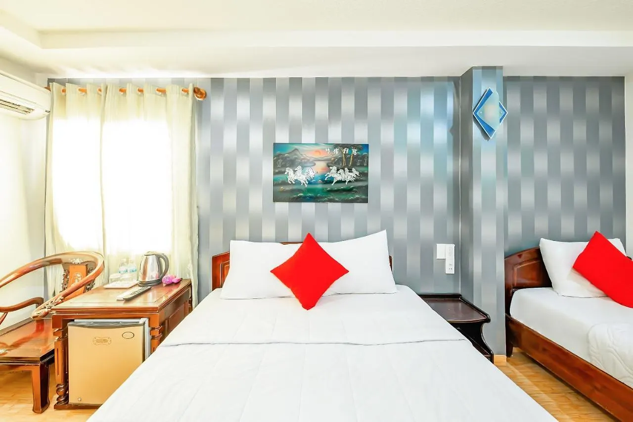 Oyo 243 Eden Hotel Nha Trang
