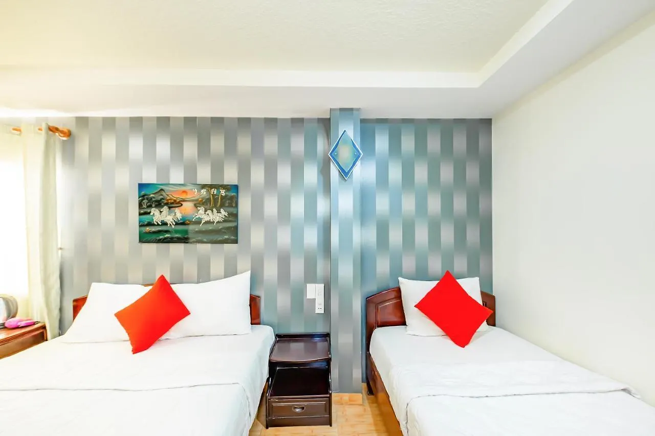 Oyo 243 Eden Hotel Nha Trang Vietname